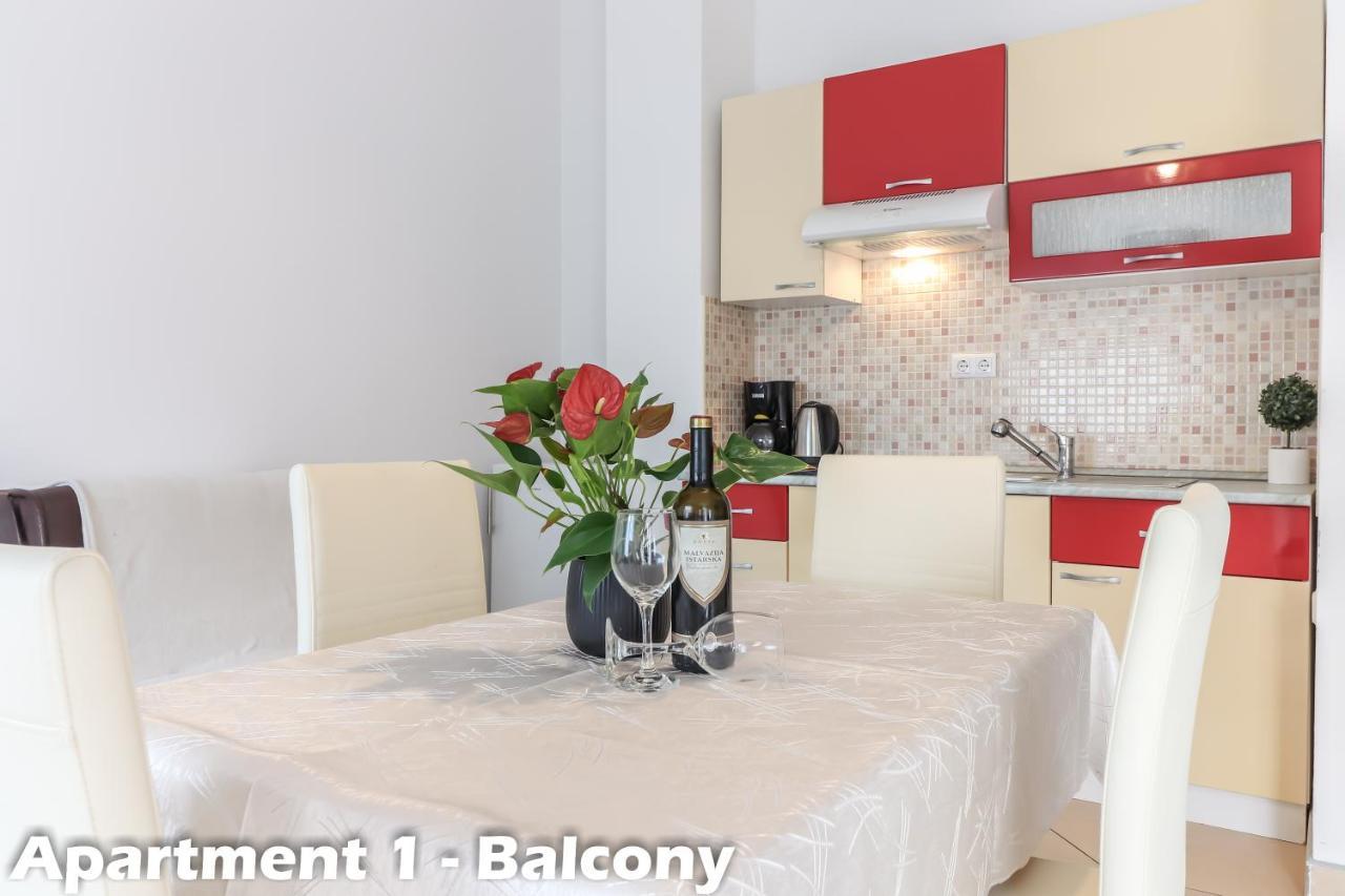 Apartments Juric Vrsar Exterior foto