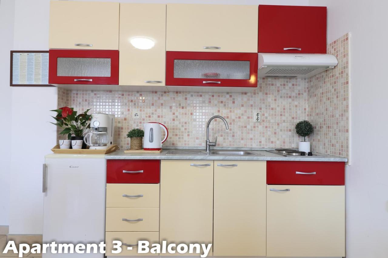 Apartments Juric Vrsar Exterior foto