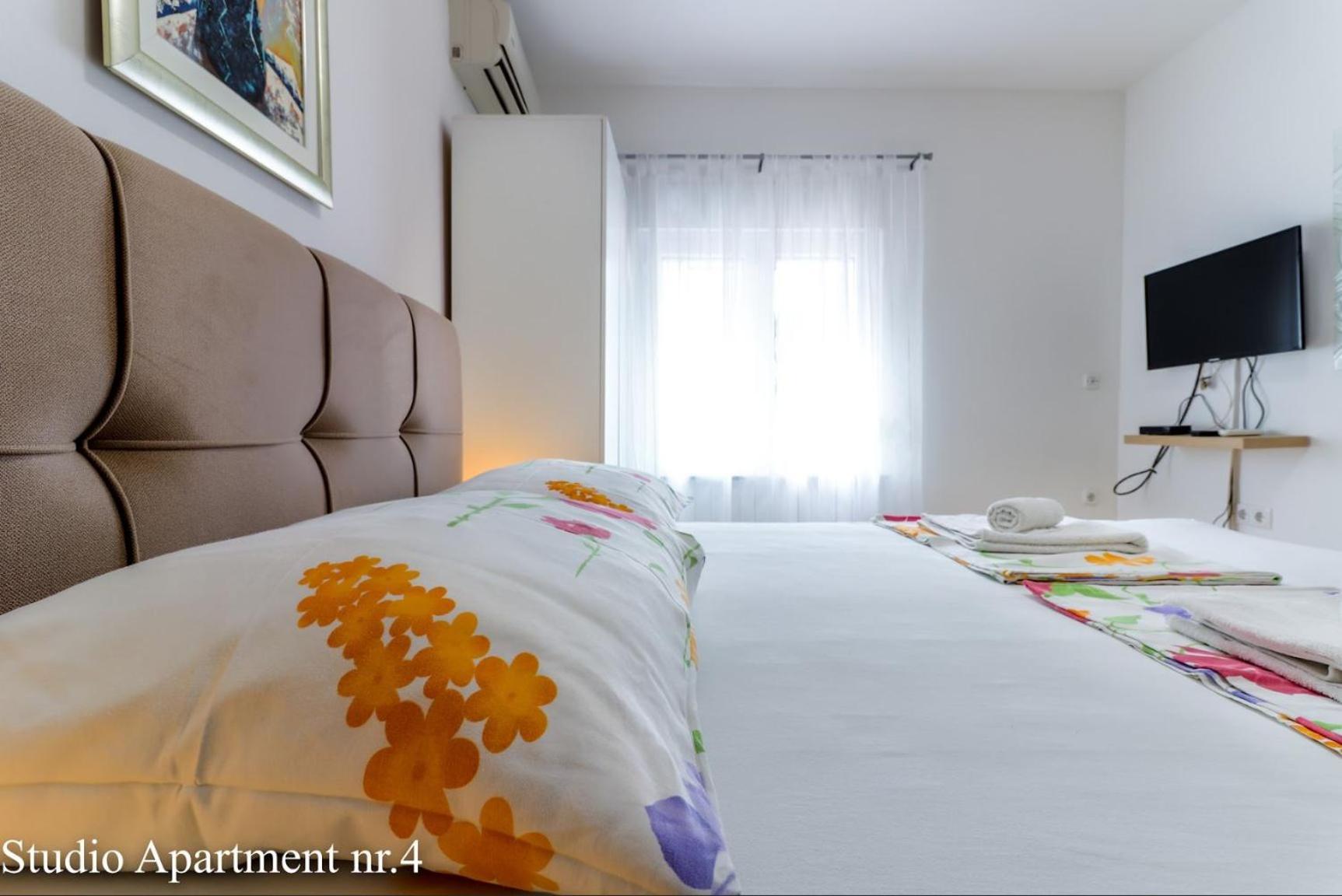 Apartments Juric Vrsar Exterior foto