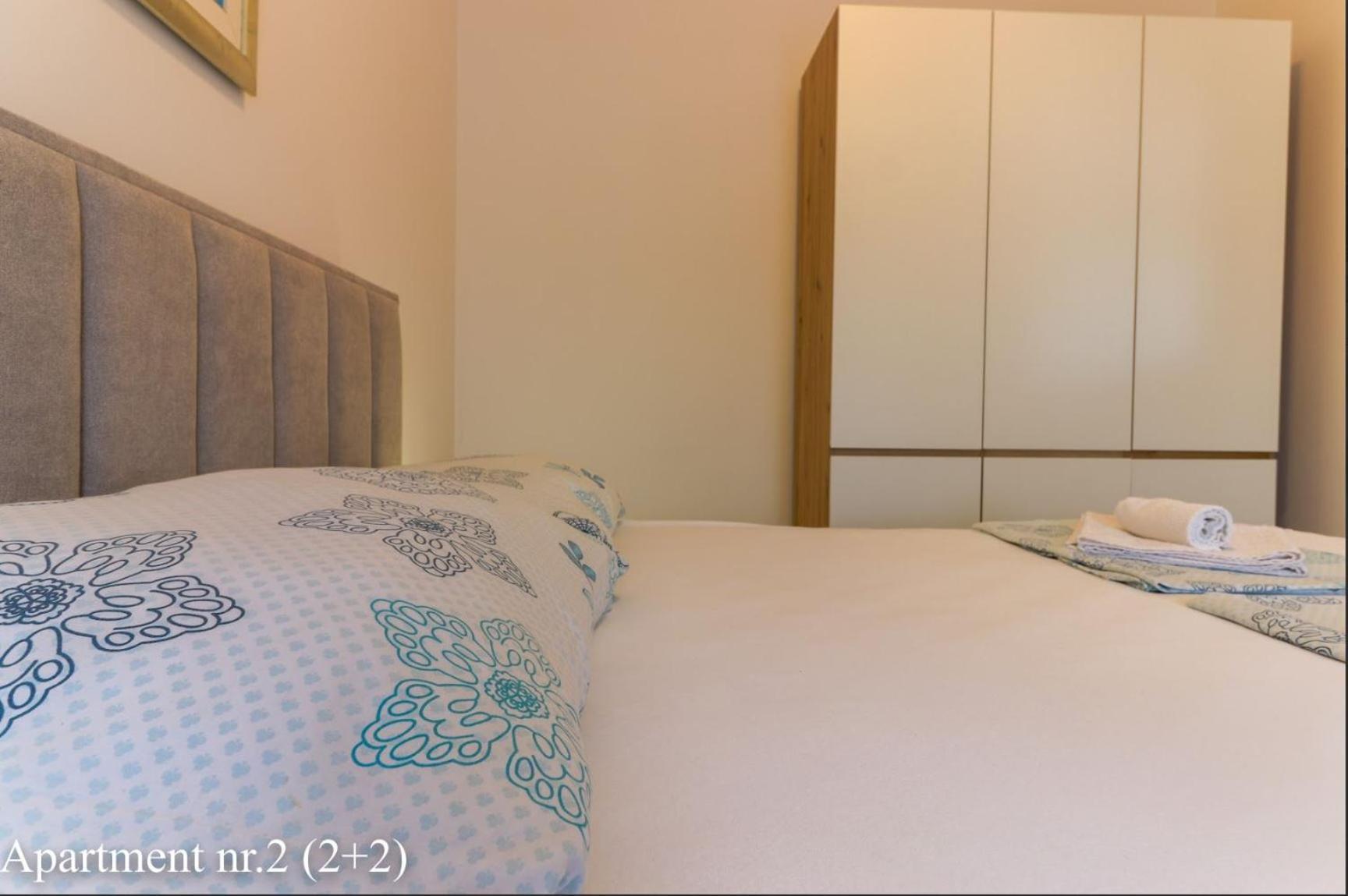 Apartments Juric Vrsar Exterior foto