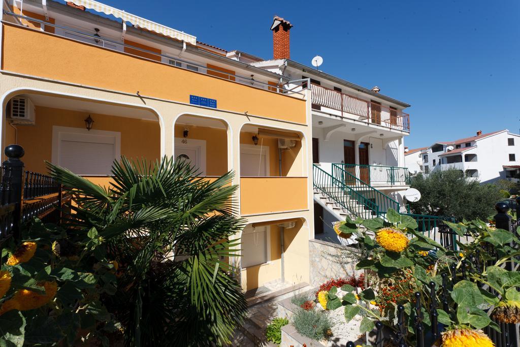 Apartments Juric Vrsar Exterior foto