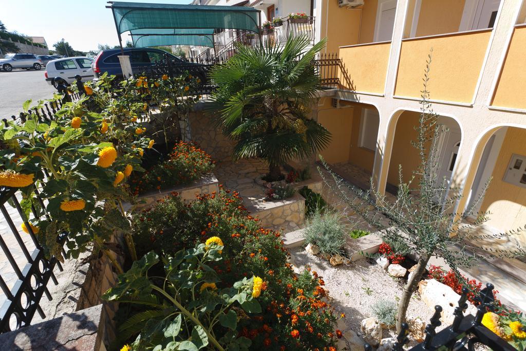 Apartments Juric Vrsar Exterior foto